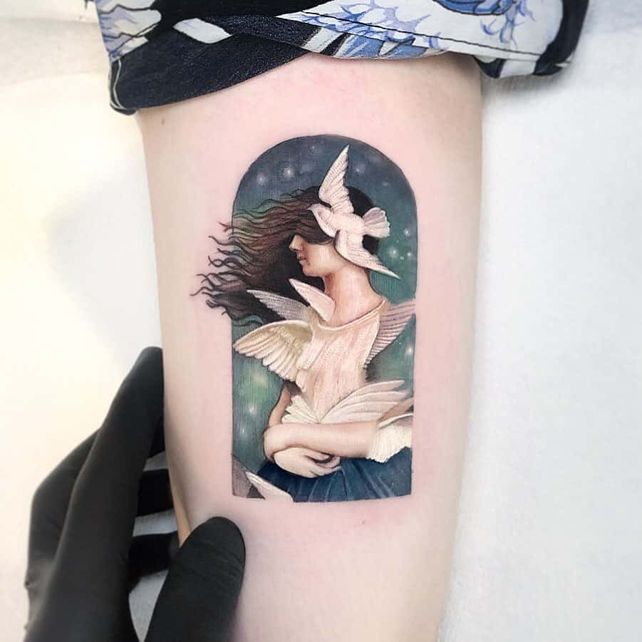 Tattoo artist Eden Kozo